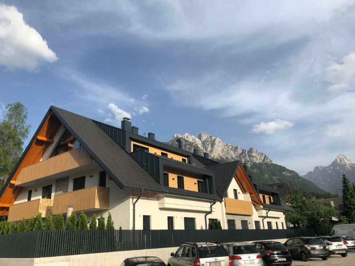 Vila Mojca Apartma Peridot - Center Kranjska Gora Exterior foto